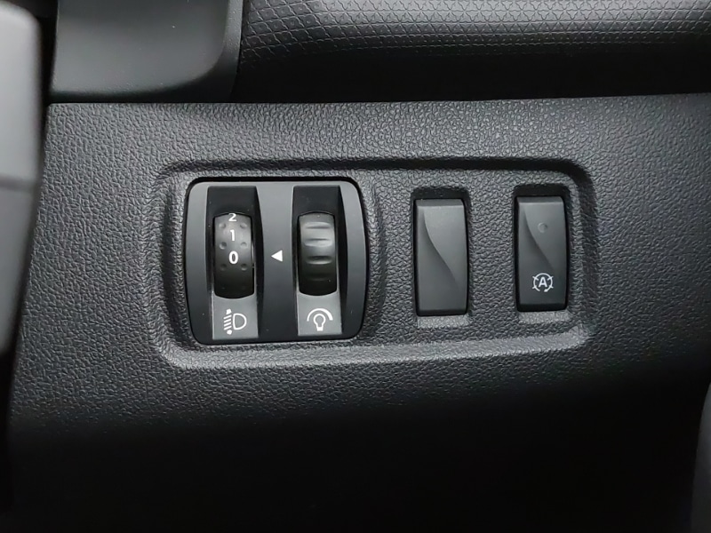 Used Renault Clio 2018 for sale - 77154936: Photo 18