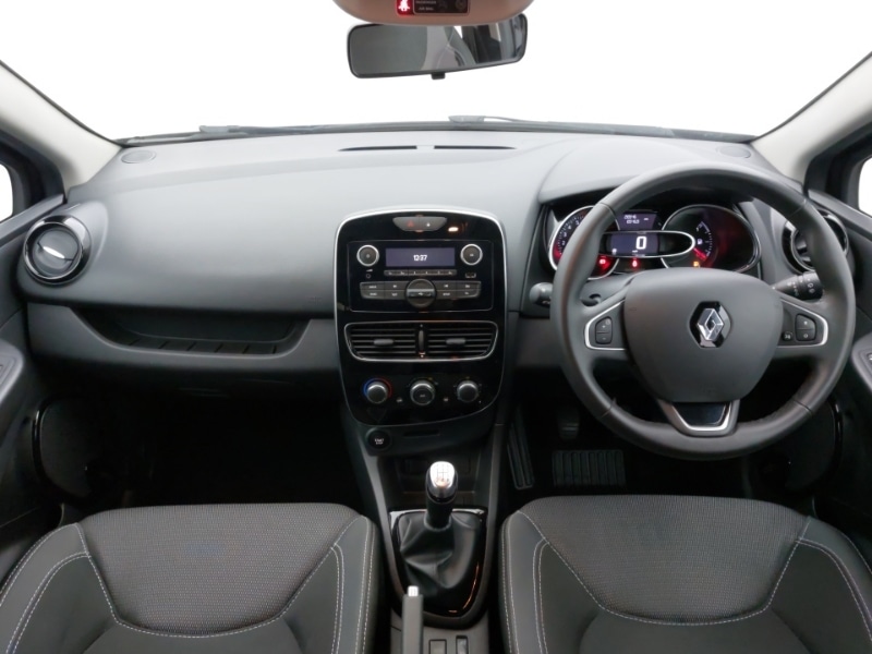 Used Renault Clio 2018 for sale - 77154936: Photo 2