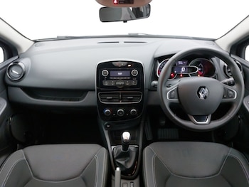 Used Renault Clio 2018 for sale - 77154936: Photo