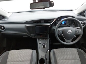 Used Toyota Auris 2018 for sale - 78057358: Photo