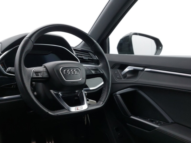 Used Audi Q3 2020 for sale - 76800138: Photo 10