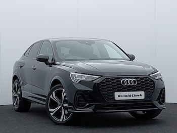 Audi - Q3