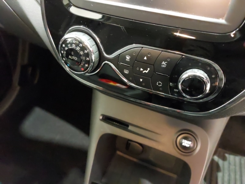 Used Renault Captur 2015 for sale - 77669570: Photo 17