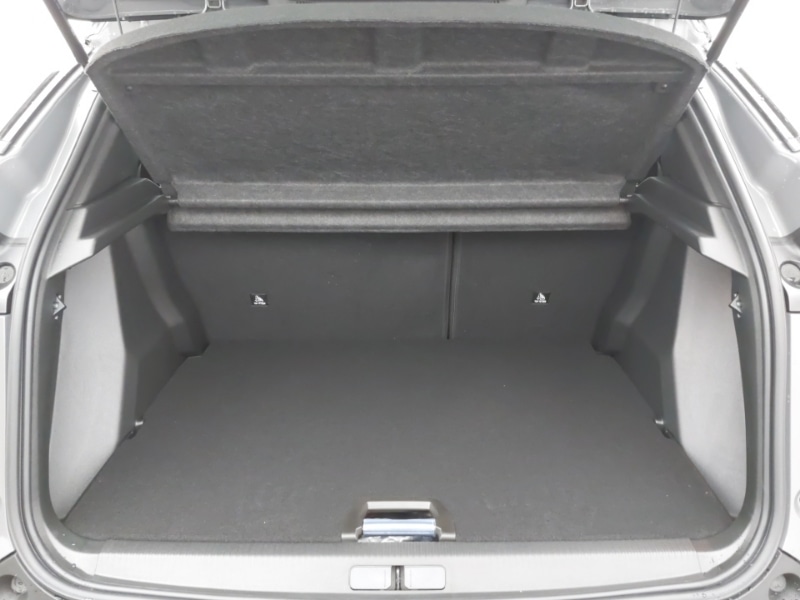 Used Peugeot 2008 2025 for sale - 76437824: Photo 8