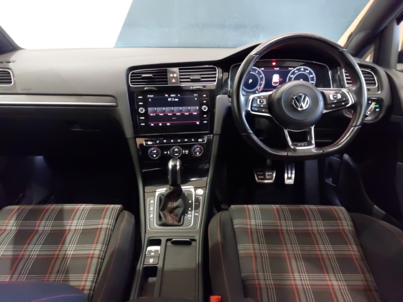 Used Volkswagen Golf 2019 for sale - 76537349: Photo 2