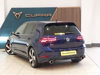 Used Volkswagen Golf 2019 for sale - 76537349: Photo