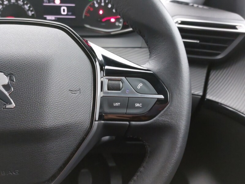 Used Peugeot 208 2022 for sale - 77873908: Photo 17