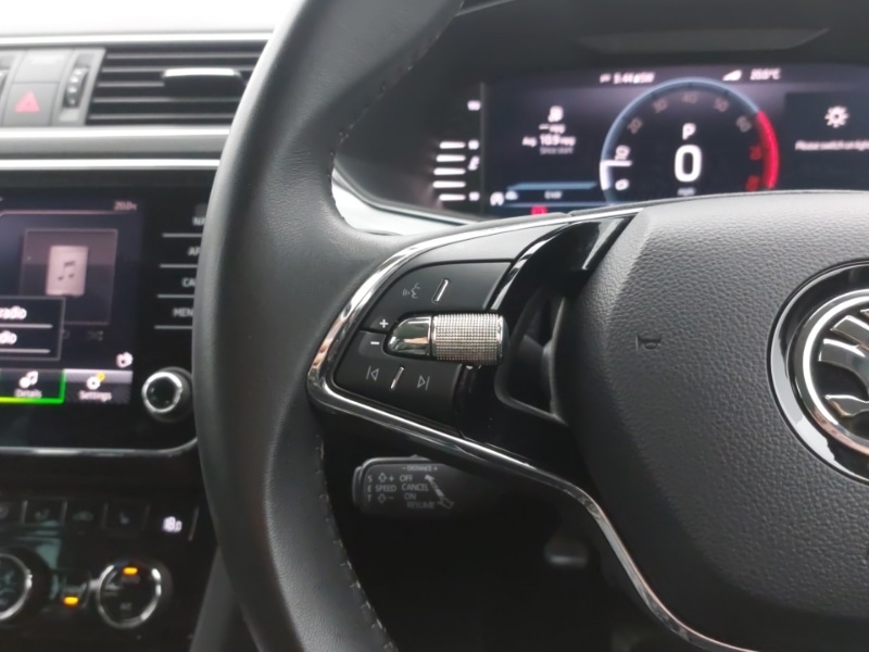 Used Skoda Superb 2023 for sale - 77988135: Photo 17