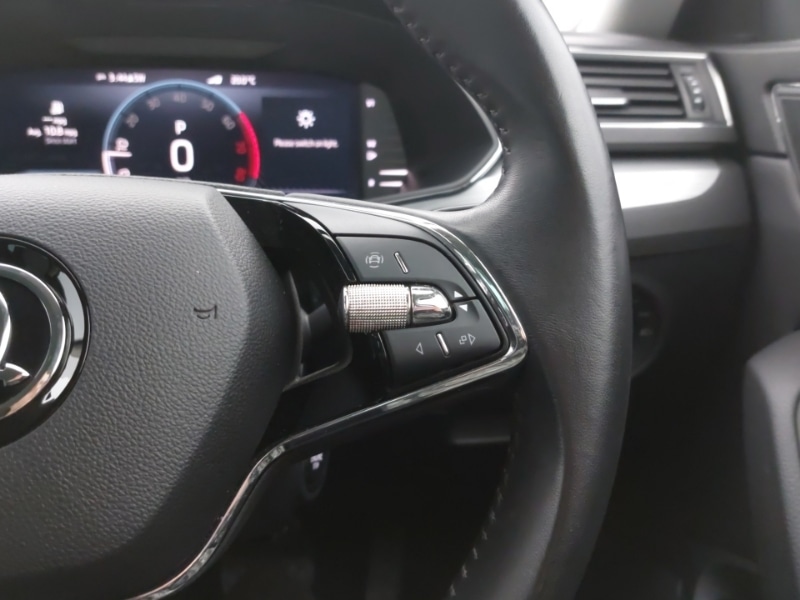 Used Skoda Superb 2023 for sale - 77988135: Photo 18