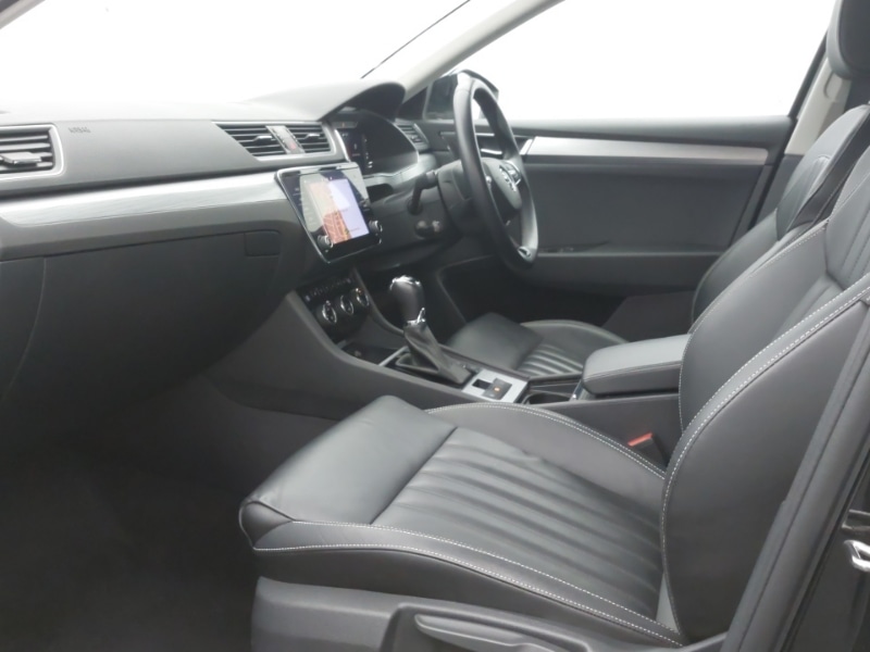 Used Skoda Superb 2023 for sale - 77988135: Photo 5