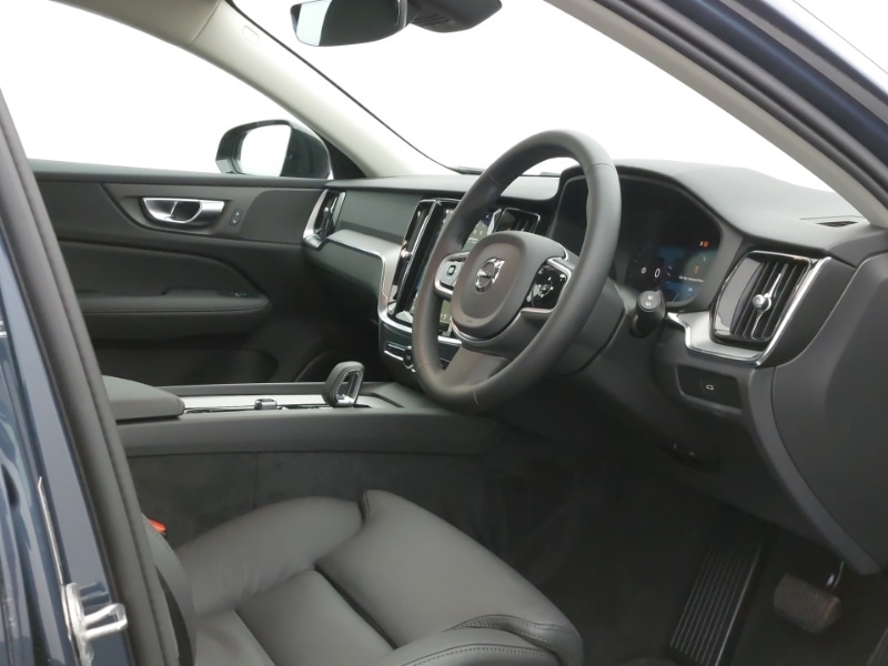 Used Volvo V60 2025 for sale - 78071340: Photo 12