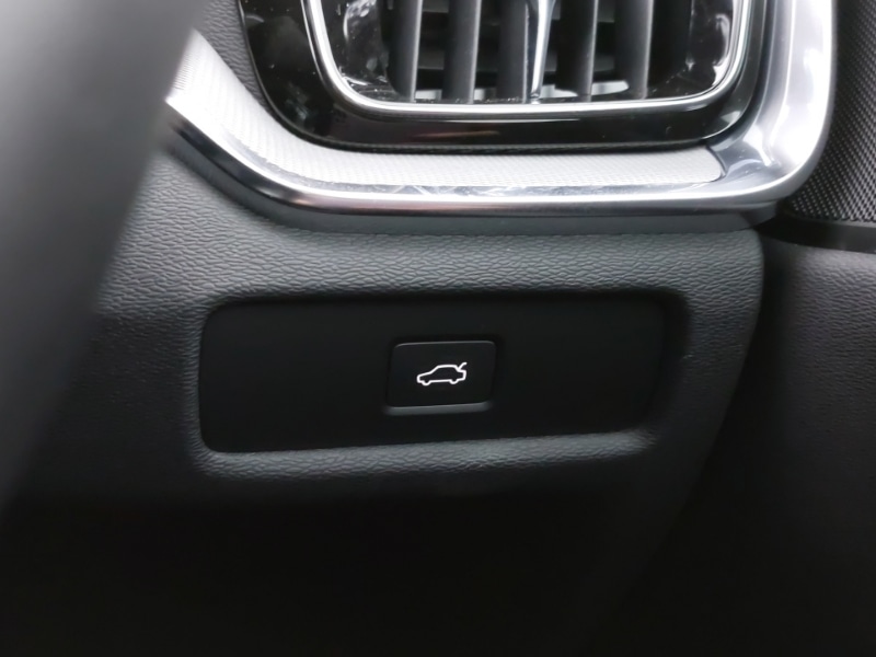 Used Volvo V60 2025 for sale - 78071340: Photo 19