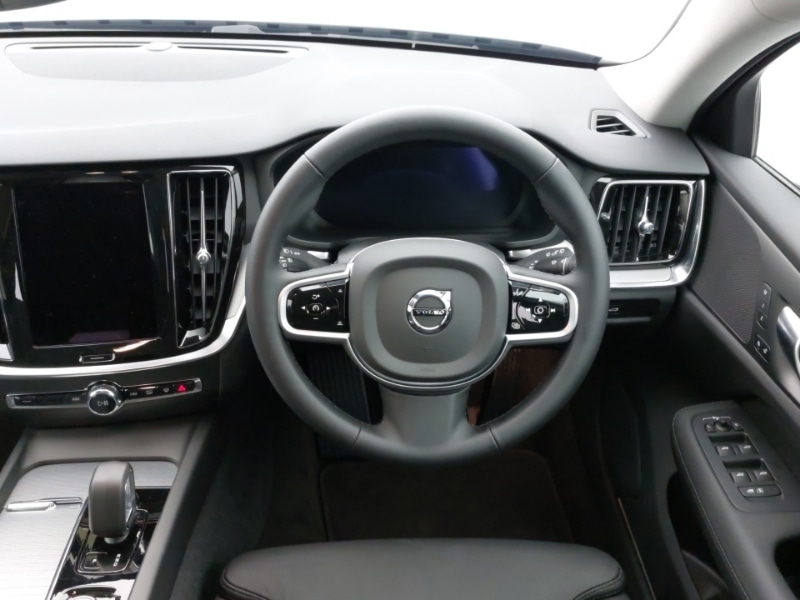 Used Volvo V60 2025 for sale - 78071340: Photo 7