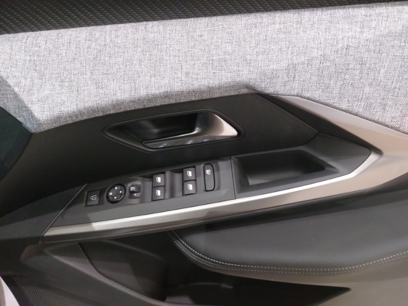 Used Peugeot 5008 2025 for sale - 76172115: Photo 10