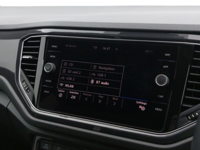 Used Volkswagen T-Roc 2018 for sale - 77922096: Photo 14