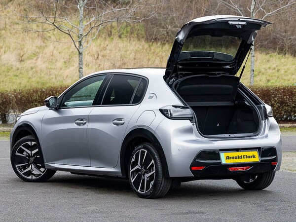 Used Peugeot 208 2025 for sale - 76301922: Photo 8