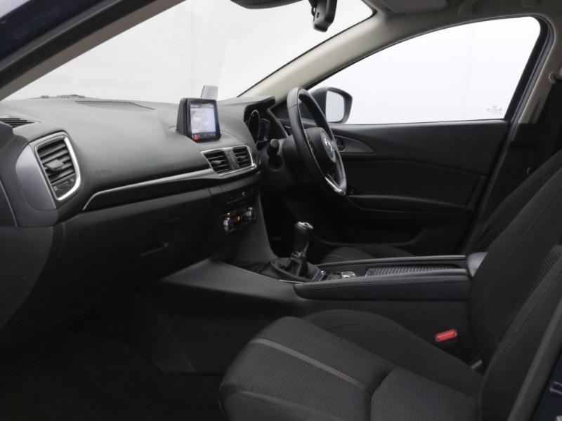 Used Mazda Mazda3 2016 for sale - 77202090: Photo 5