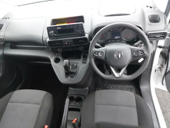 Used Vauxhall Combo 2020 for sale - 79607525: Photo
