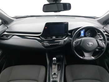 Used Toyota C-HR 2018 for sale - 79411524: Photo