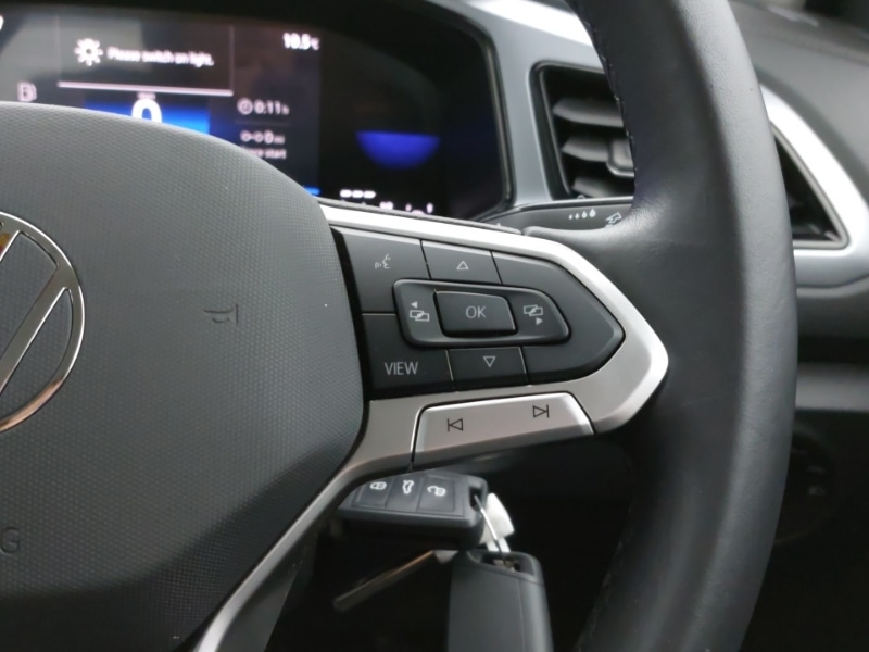 Used Volkswagen T-Roc 2023 for sale - 76351252: Photo 18