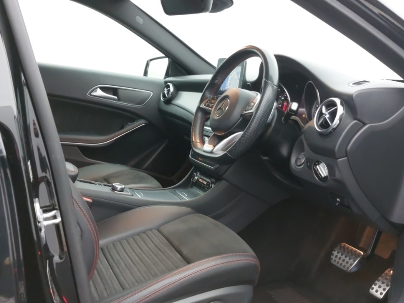 Used Mercedes-Benz GLA 2018 for sale - 78211396: Photo 12