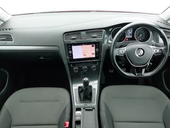 Used Volkswagen Golf 2019 for sale - 75926090: Photo