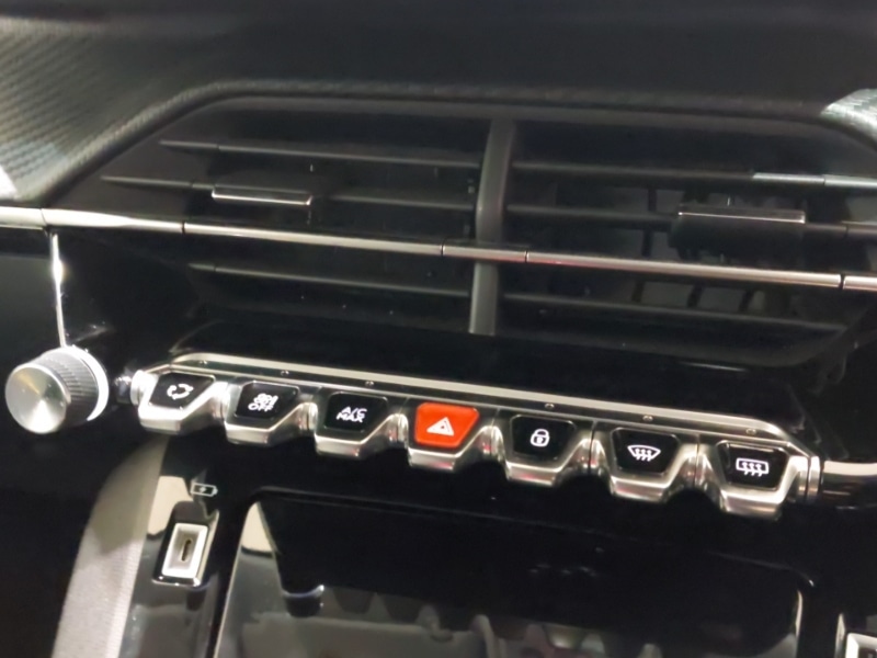 Used Peugeot 2008 2022 for sale - 77115020: Photo 19