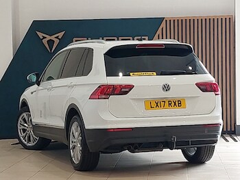 Used Volkswagen Tiguan 2017 for sale - 75652501: Photo