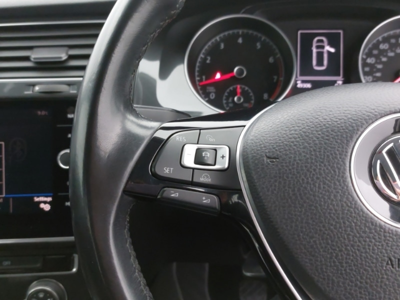 Used Volkswagen Golf 2018 for sale - 77852659: Photo 17