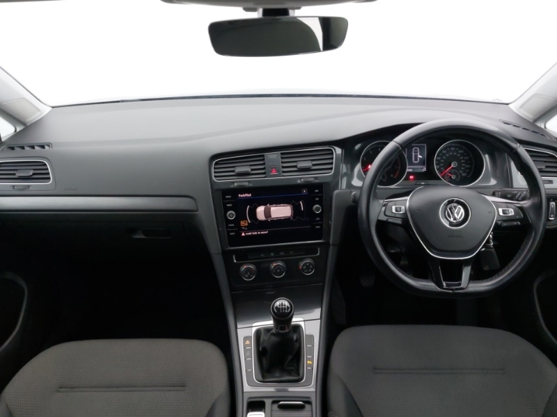 Used Volkswagen Golf 2018 for sale - 77852659: Photo 2