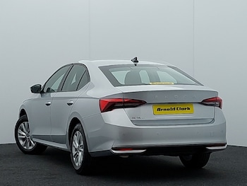 Used Skoda Octavia 2025 for sale - 76195665: Photo 3