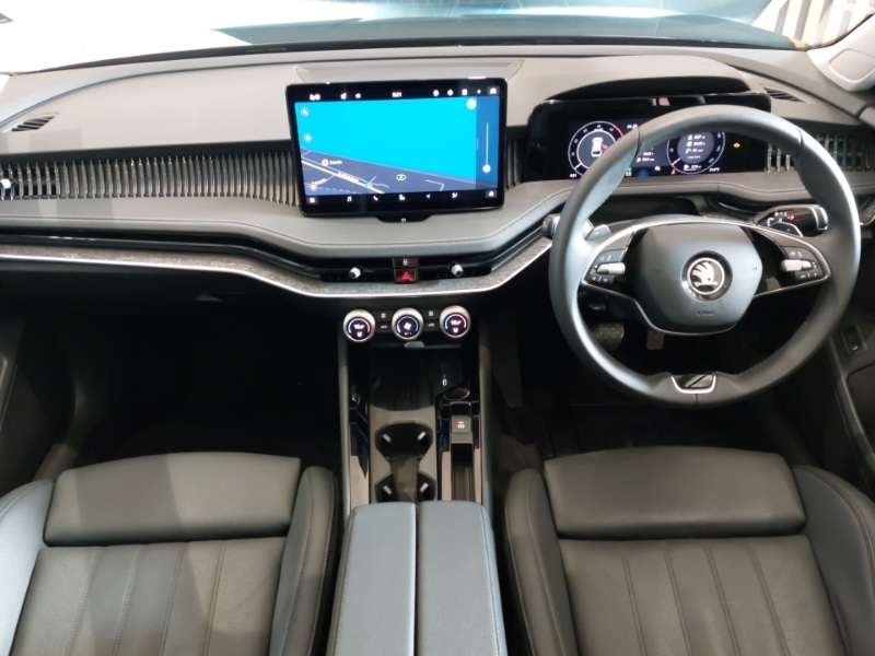 Used Skoda Superb 2024 for sale - 76579281: Photo 2