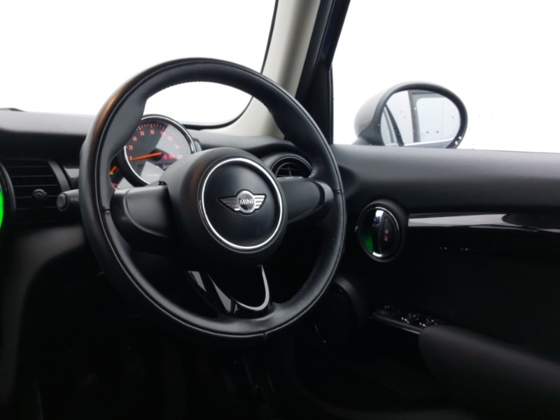 Used MINI Hatch 2017 for sale - 77637152: Photo 10