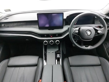 Used Skoda Superb 2024 for sale - 77078445: Photo