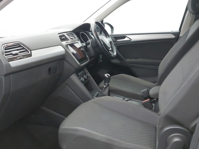 Used Volkswagen Tiguan 2018 for sale - 77219281: Photo 5