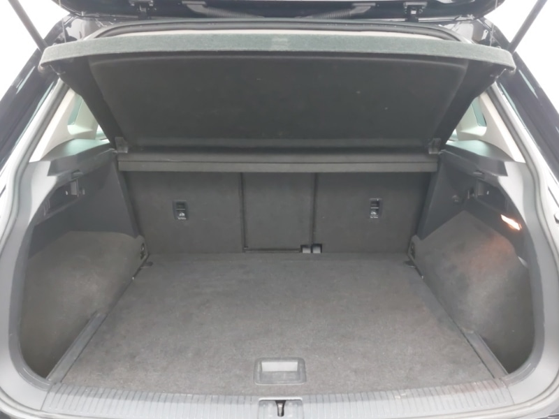 Used Volkswagen Tiguan 2018 for sale - 77219281: Photo 8