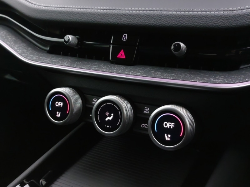 Used Skoda Superb 2025 for sale - 76947316: Photo 15