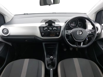 Used Volkswagen up! 2016 for sale - 79087158: Photo