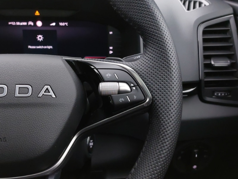 Used Skoda Karoq 2025 for sale - 78061202: Photo 18