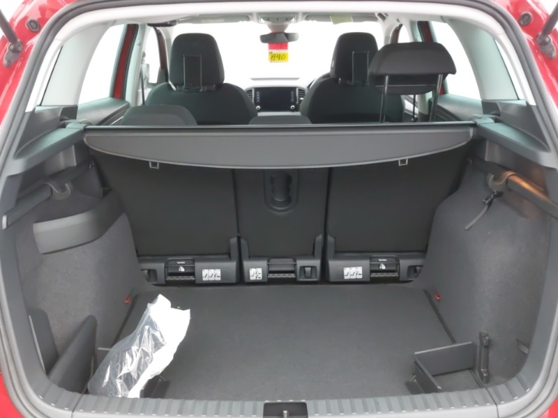 Used Skoda Karoq 2025 for sale - 76947389: Photo 8