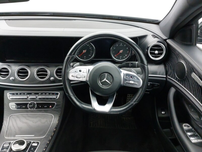 Used Mercedes-Benz E Class 2018 for sale - 76737199: Photo 7