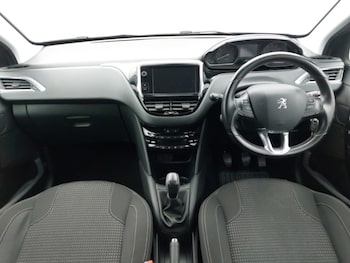 Used Peugeot 208 2019 for sale - 76144665: Photo 2