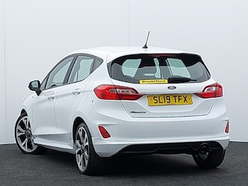 Used Ford Fiesta 2019 for sale - 78600478: Photo