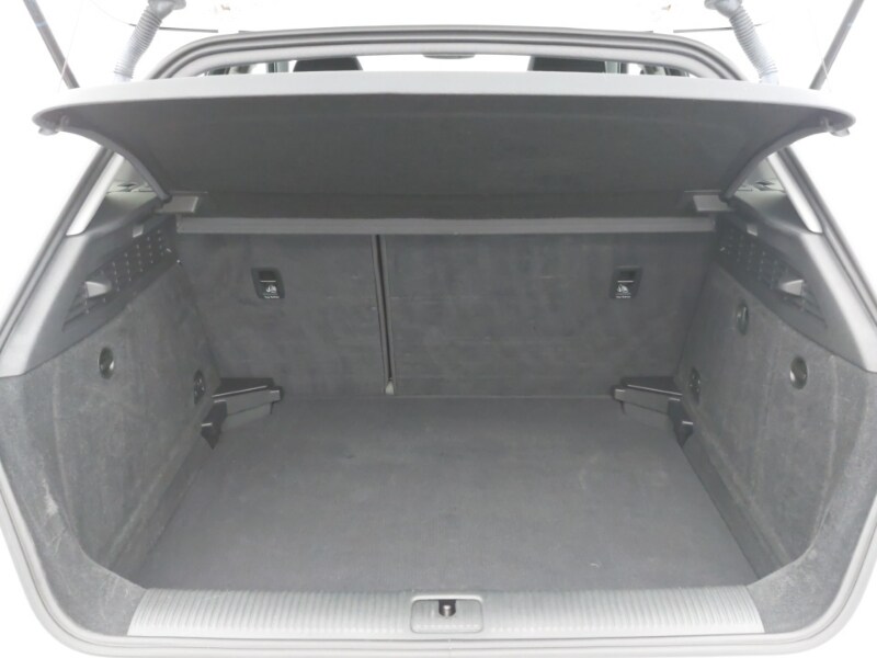 Used Audi A3 2018 for sale - 77947854: Photo 8