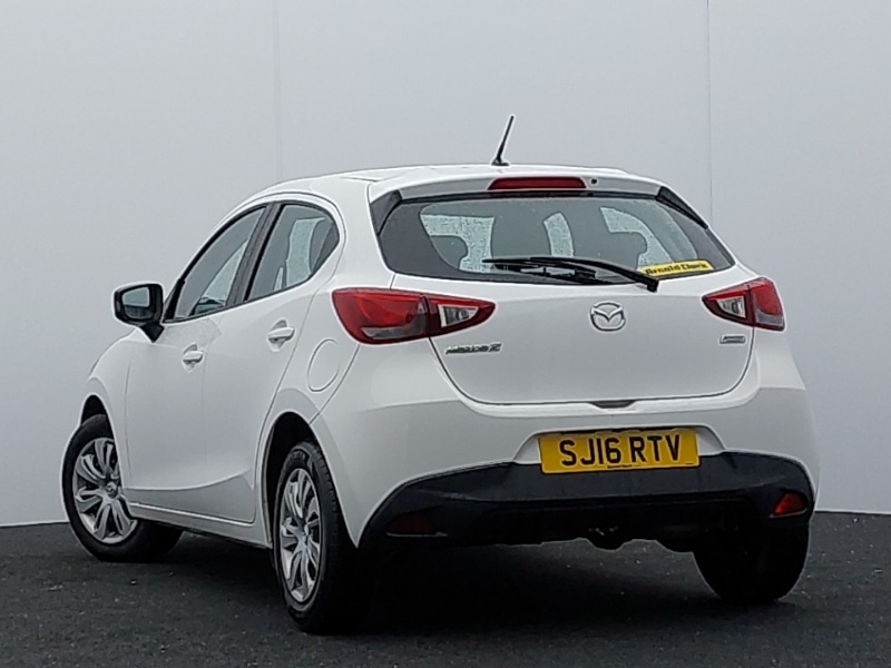 Used Mazda Mazda2 2016 for sale - 76579306: Photo 3