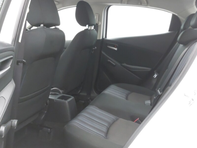 Used Mazda Mazda2 2016 for sale - 76579306: Photo 6