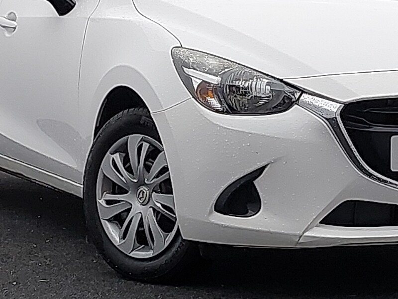 Used Mazda Mazda2 2016 for sale - 76579306: Photo 9
