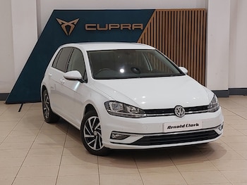 Used Volkswagen Golf 2019 for sale - 75738186: Photo