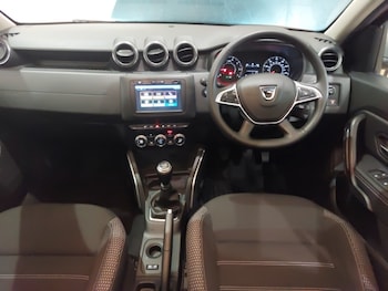 Used Dacia Duster 2020 for sale - 79605685: Photo