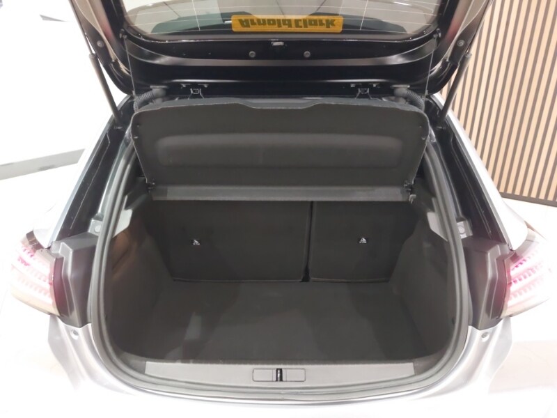 Used Peugeot 208 2023 for sale - 78155902: Photo 8